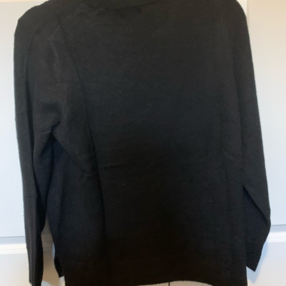 Lg Petite sweater - Picture 3 of 4